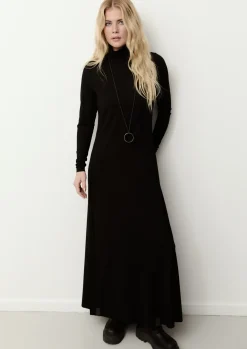 LANGE KLEID W/SCHMUCK